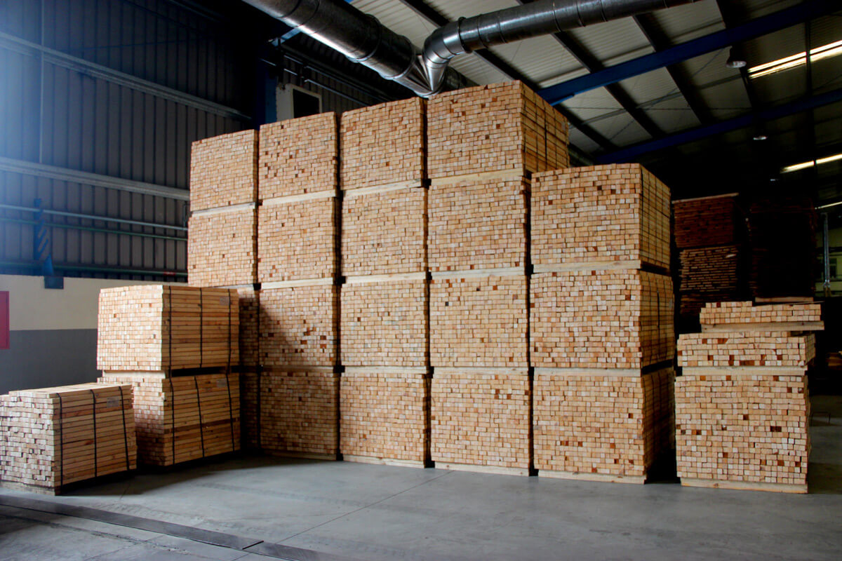 stock de madeira para construção e carpintaria alfarigor